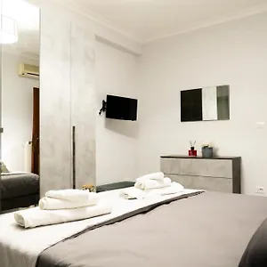 https://maison-fermi-roma.it-romehotels.com